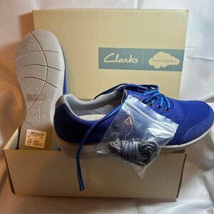 NEW Women’s Sz 7 W Clarks Cloudsteppers Sillian Emma lace-up sneakers